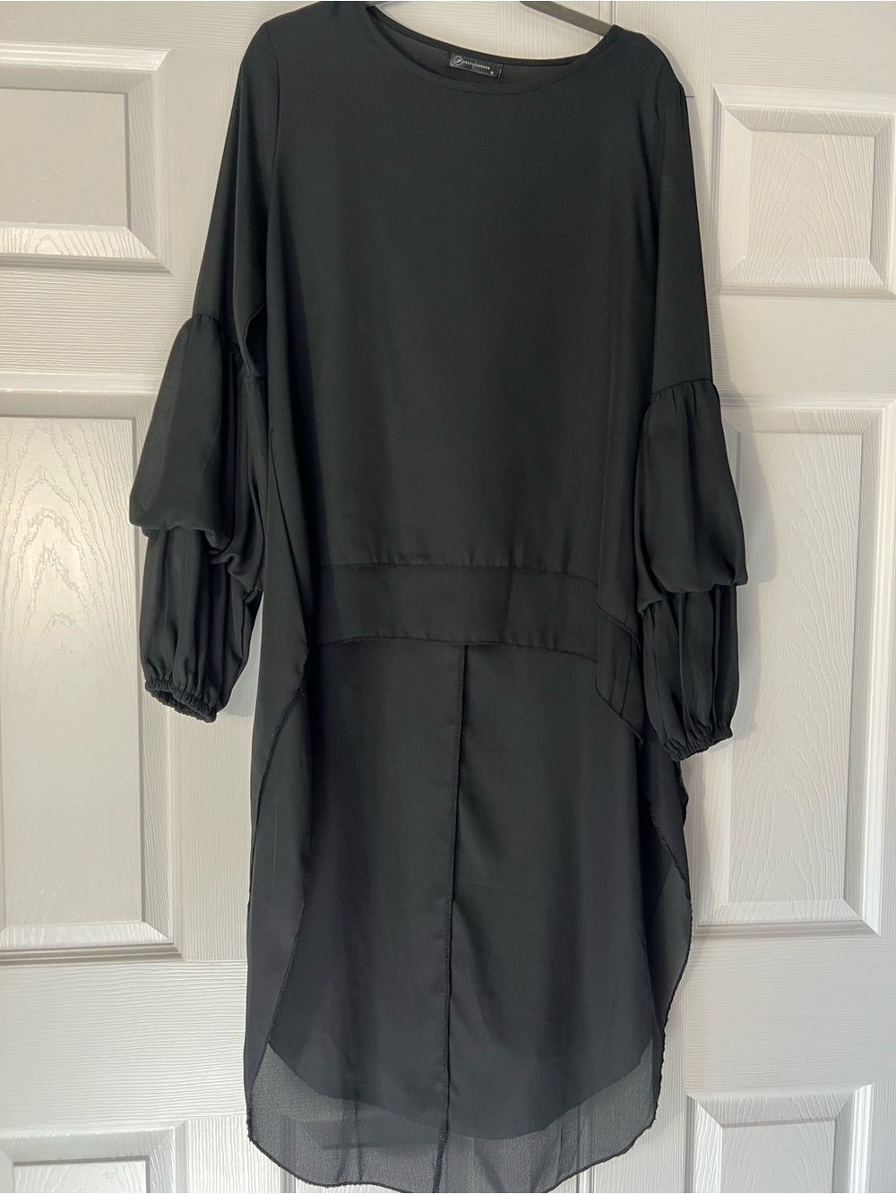 Elegant Black Blouse Dress with Balloon Sleeves